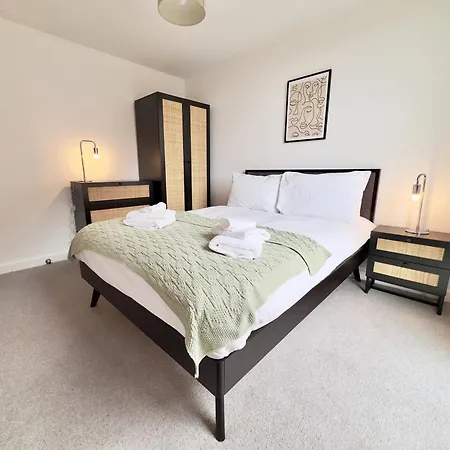30 Citygate Apartmán